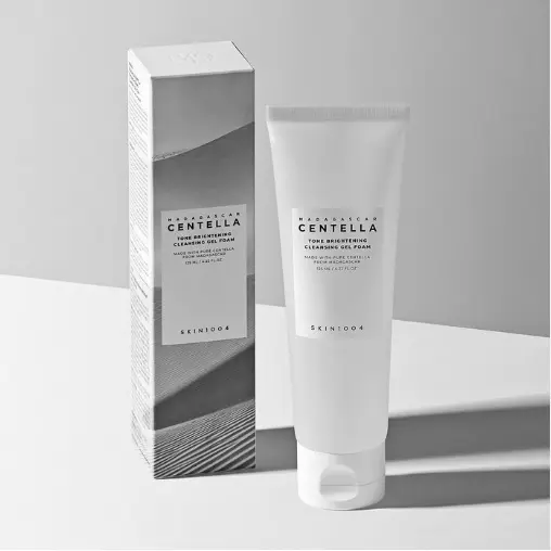 Skin1004ហ្វមជែលលាងមុខភ្លឹថ្លា125ml