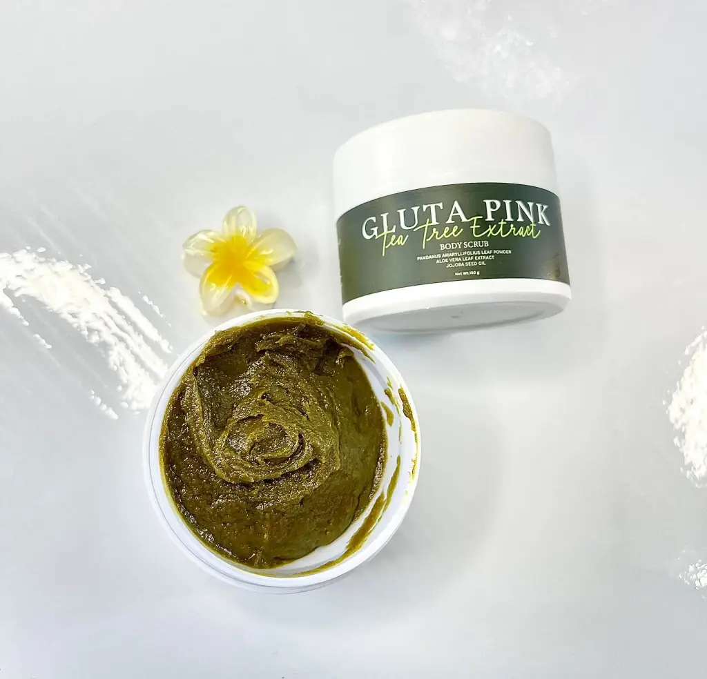 Gluta Pink Tea Tree Body Scrub 100g