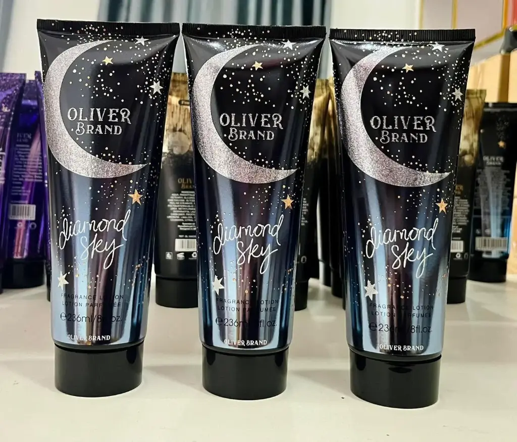 Oliver Brand ឡេទឹកអប់ Black 236ml