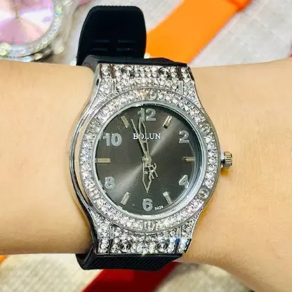 Bolun នាឡិកាដៃពេជ្យខ្សែជ័រ #6439