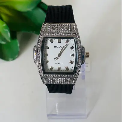 Bolun Quartz នាឡិកាដៃជ្រុងពេជ្យខ្សែជ័រ #6728