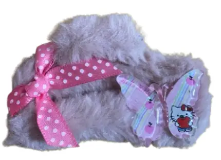 197-ដង្កៀបចាប់សក់រោមជ្រុងមេអំបៅ Hello Kitty