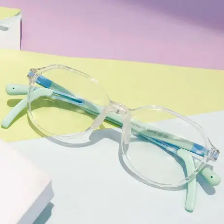 វែនតាក្មេងកញ្ចក់ថ្លា ដងមានរូត