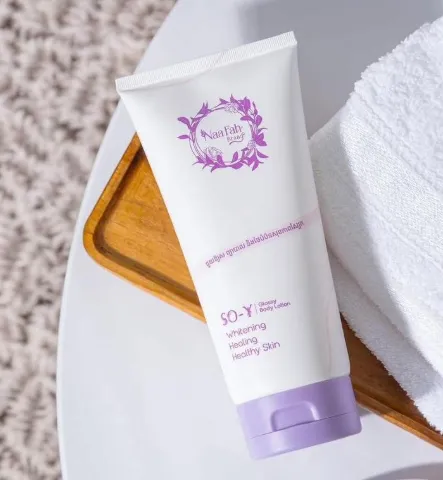 Naa Fah So-Y Glossy Body Lotion#300ml