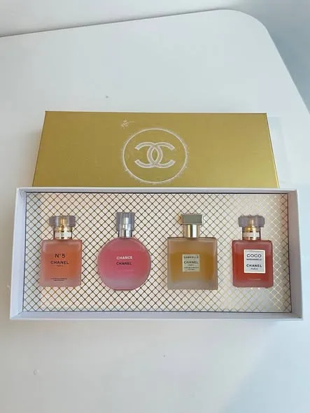 CHANAL ទឹកអប់​ Parfum 1ឈុត​ 4ដើម 