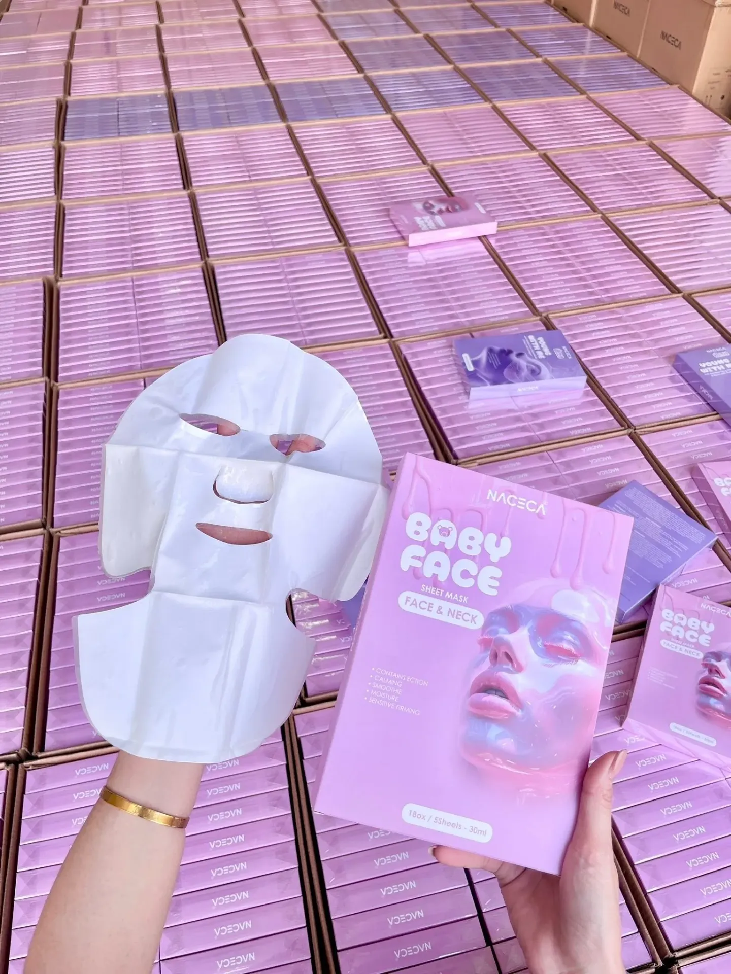 Naceca baby face ពណ័ផ្កាឈូក​ mask 30ml