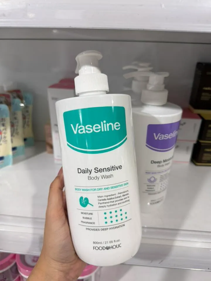 Vaseline Daily Sensitive សាប៊ូលាងខ្លួន 800ml 