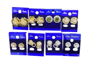 ក្រវ៉ិលពេជ្រត្បូងផ្កាចម្រុះម៉ូតធំៗ