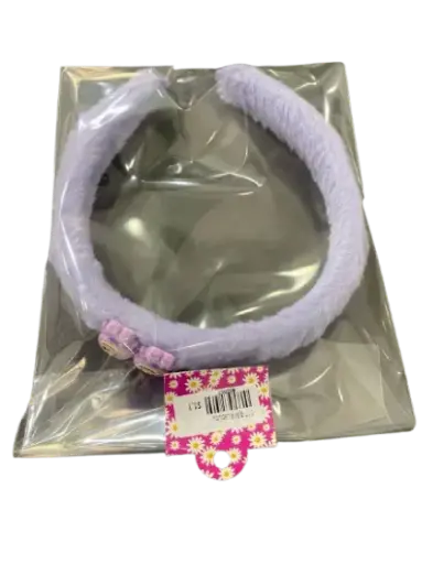 [402068] 017-បូសក់Labubu