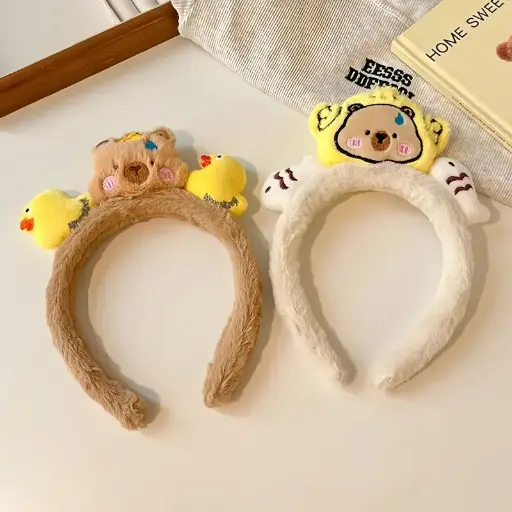 [402324] 238-បូសក់រោមមានCopybaraកណ្ដាលនិងត្រចៀកត្រី